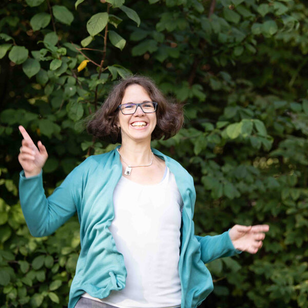 Marie Meyer-Marktl tanzt.